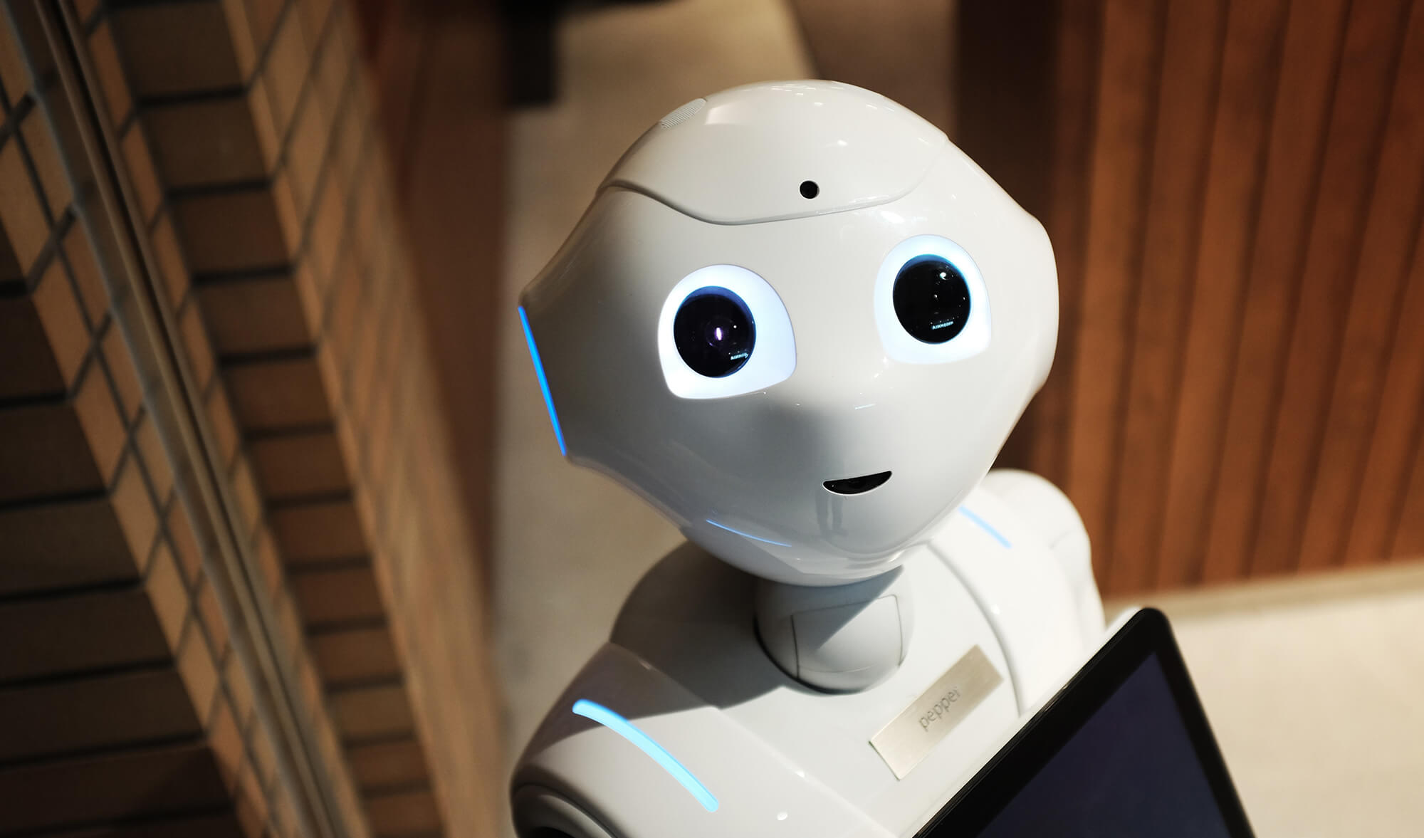Uite cum inteligența artificială transformă oamenii în roboți
